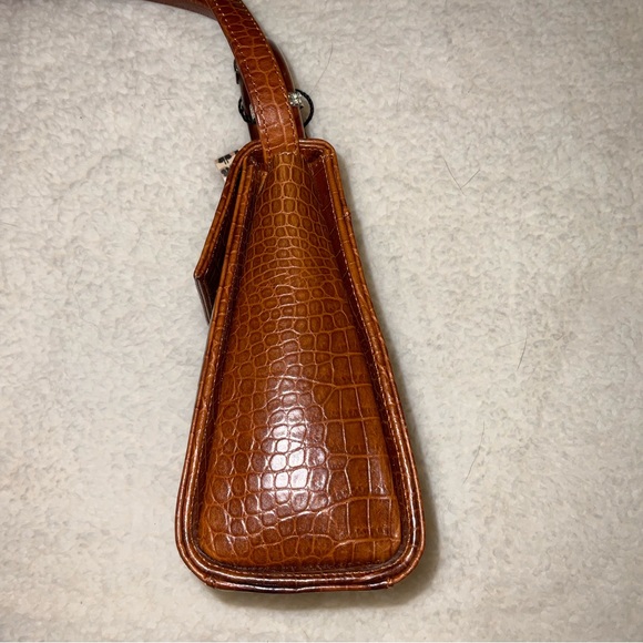 Kenneth Jay Lane Croco Embossed Purse - Picture 6 of 10